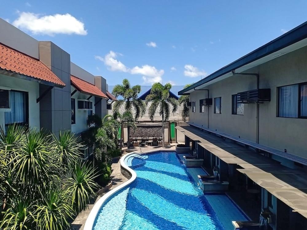 Circle Inn Hotel And Suites Bacolod Luaran gambar
