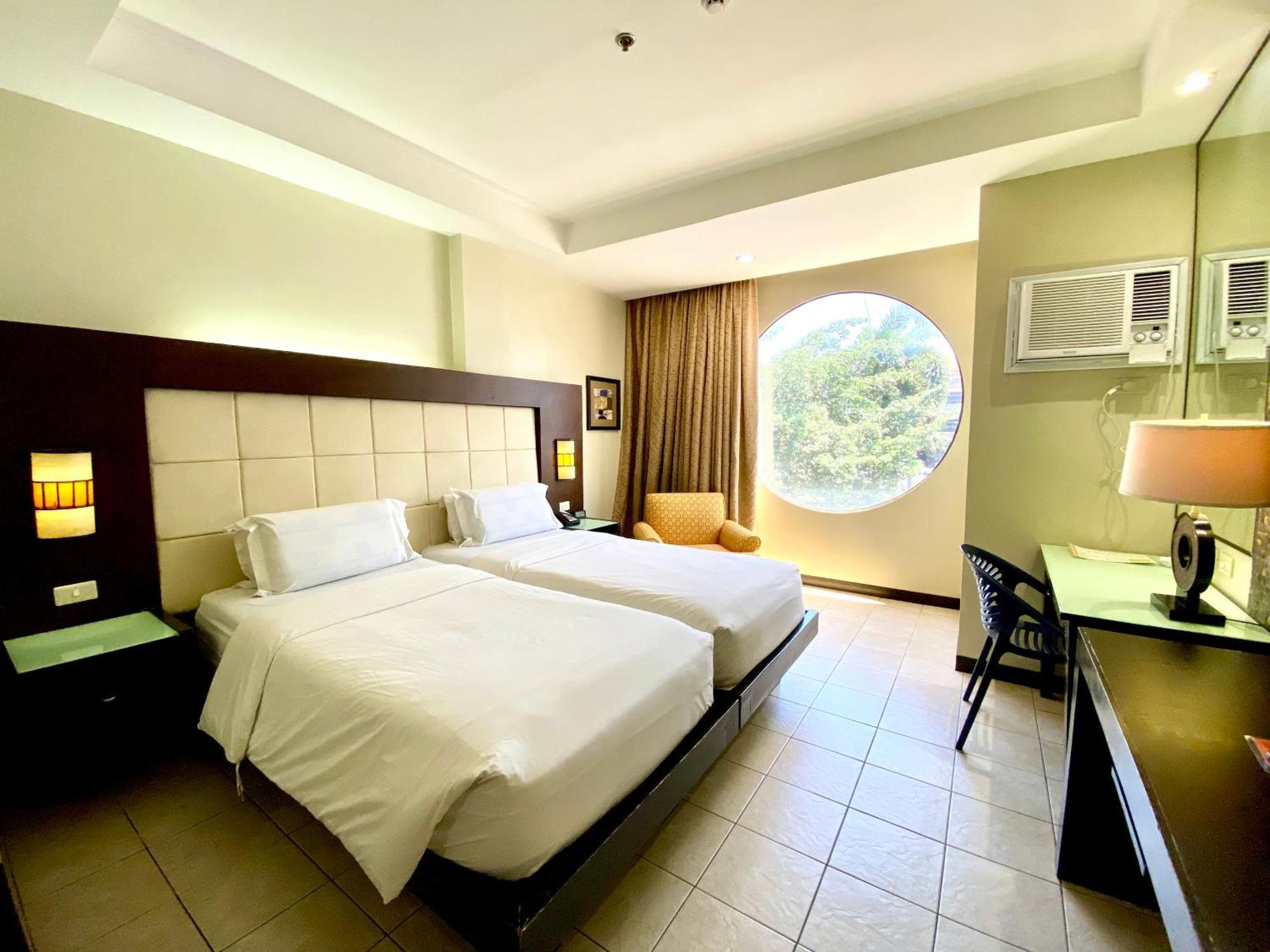 Circle Inn Hotel And Suites Bacolod Luaran gambar
