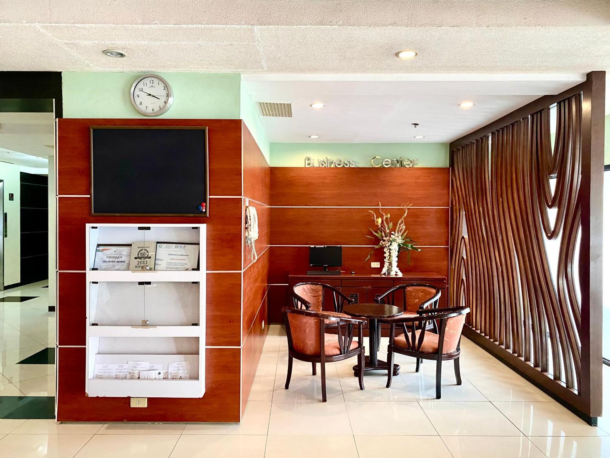 Circle Inn Hotel And Suites Bacolod Luaran gambar