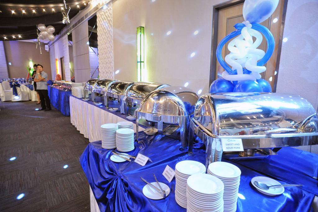 Circle Inn Hotel And Suites Bacolod Luaran gambar