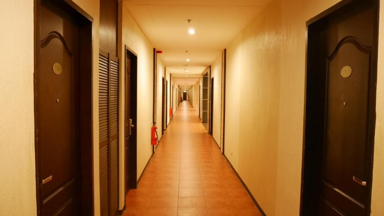Circle Inn Hotel And Suites Bacolod Luaran gambar