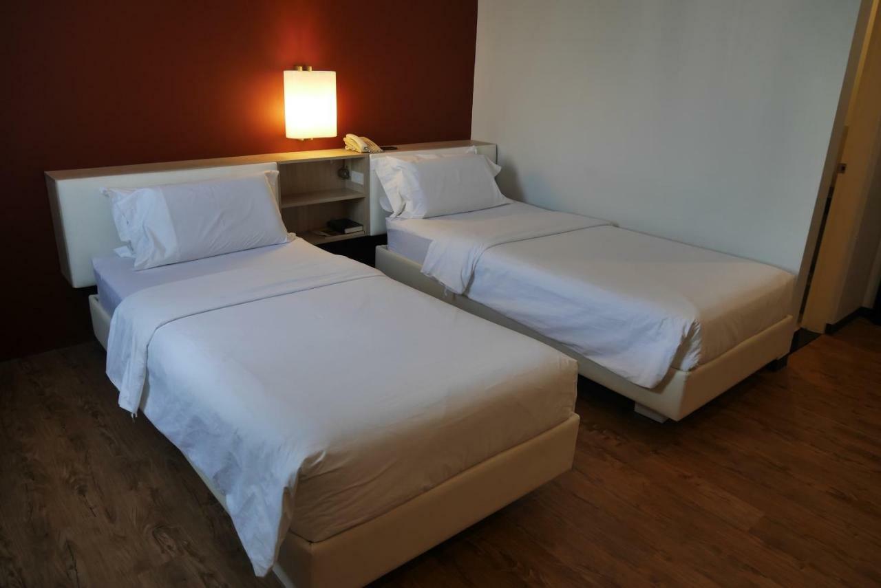 Circle Inn Hotel And Suites Bacolod Luaran gambar