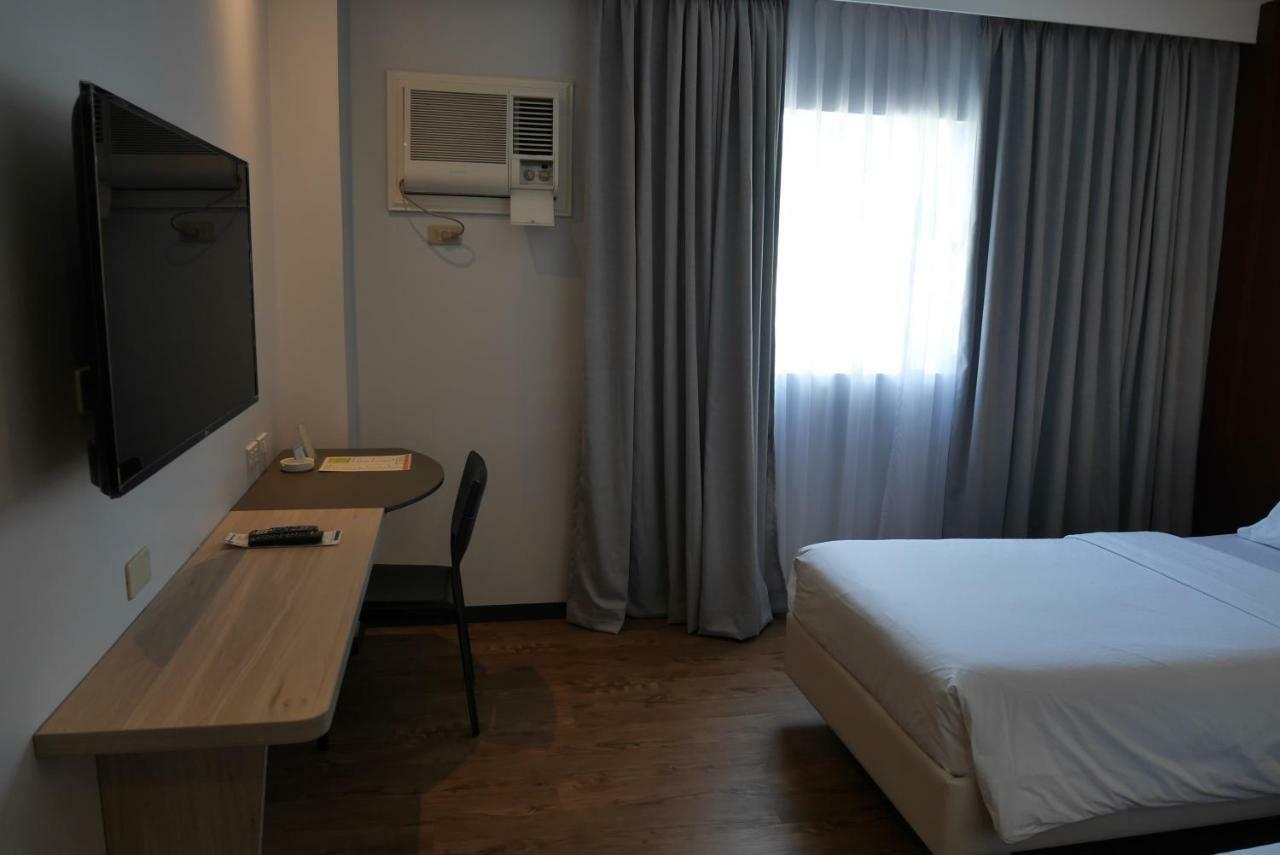 Circle Inn Hotel And Suites Bacolod Luaran gambar