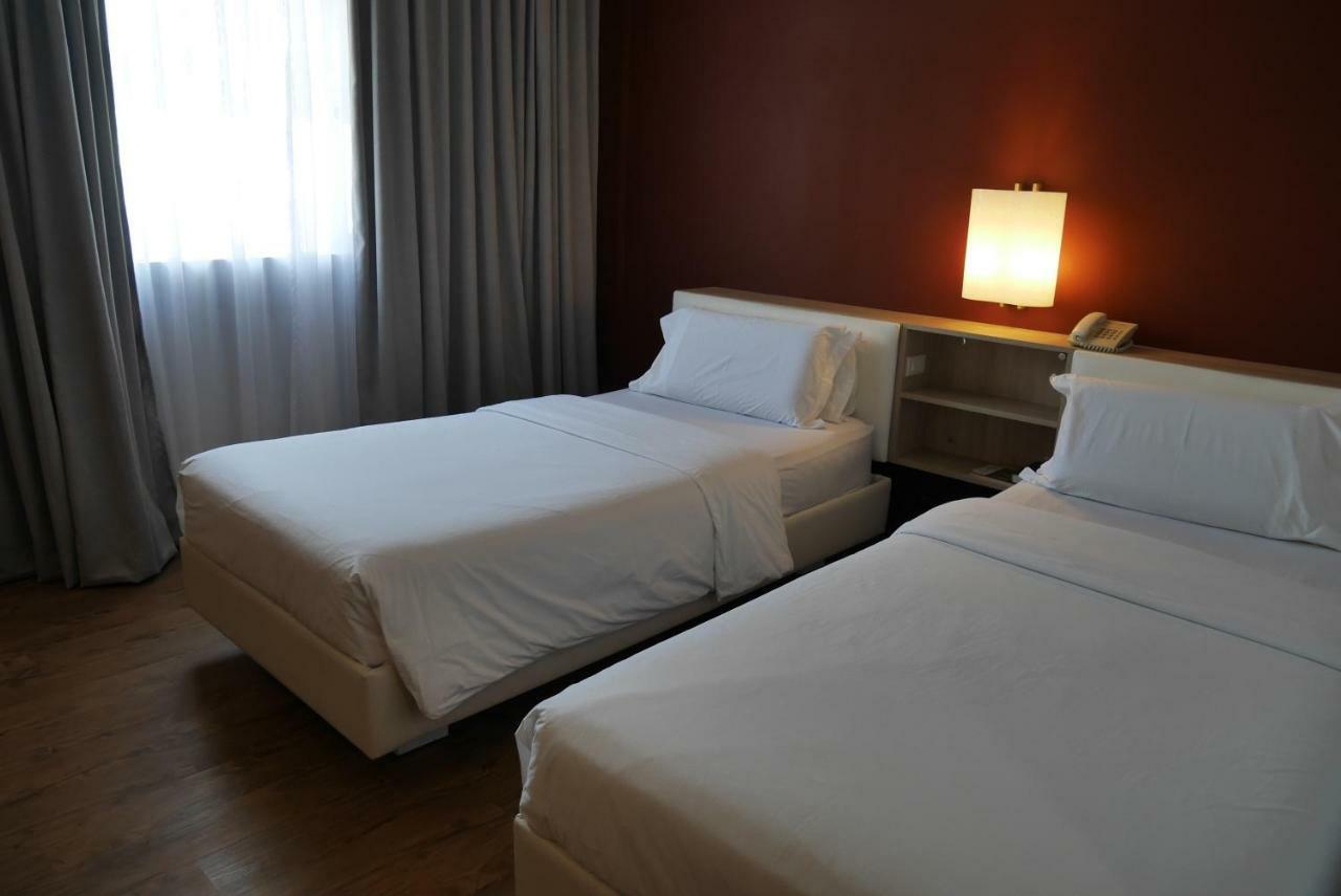 Circle Inn Hotel And Suites Bacolod Luaran gambar